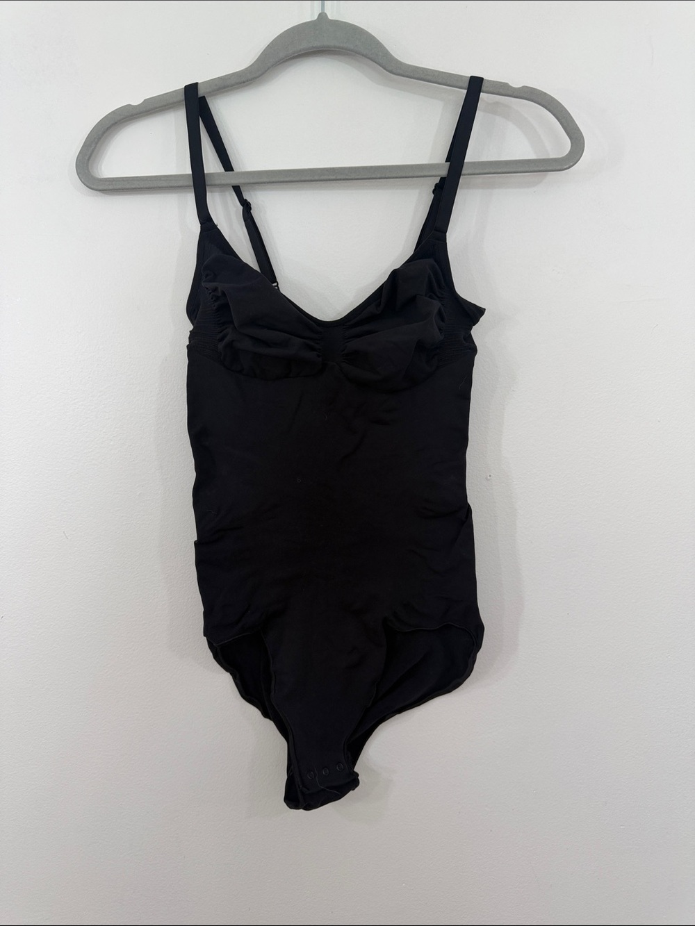 NWOT SKIMS Shapewear Bodysuit